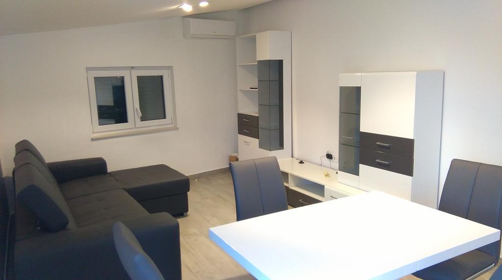 Pensionat Stars Palace - And 3*